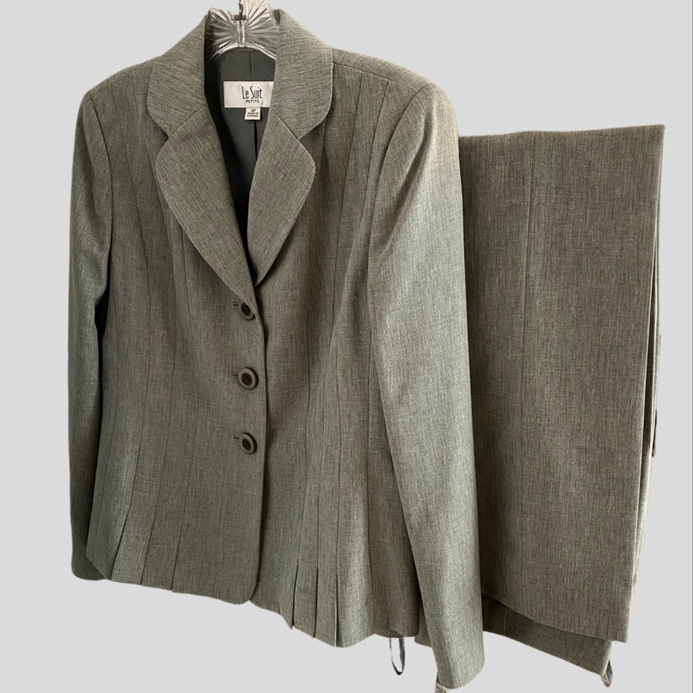 NWT LESUIT WOMEN’S PANTS SUIT W/ BLAZER 4P SAGE